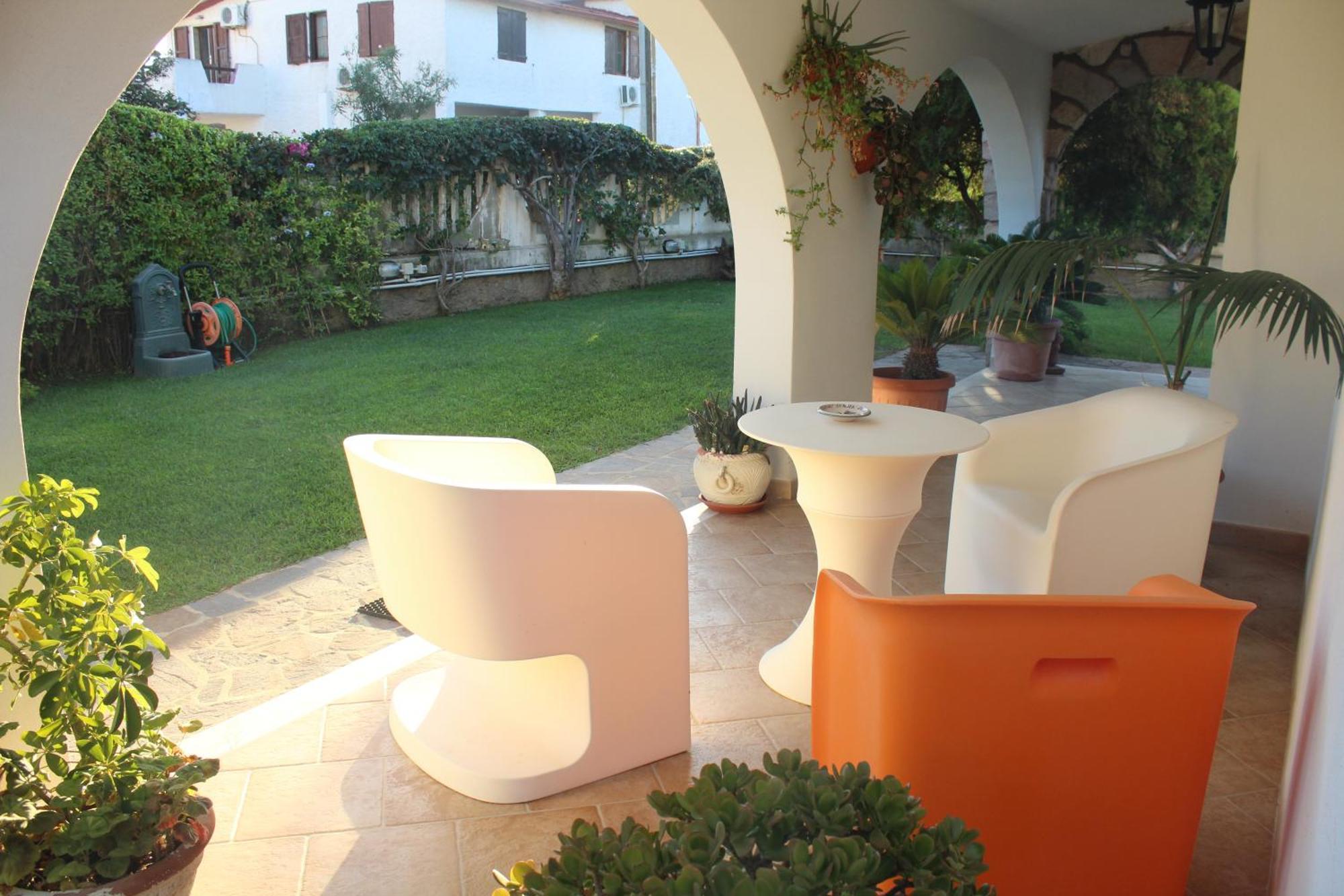 Los Flamingos Bed and Breakfast La Maddalena  Exterior foto