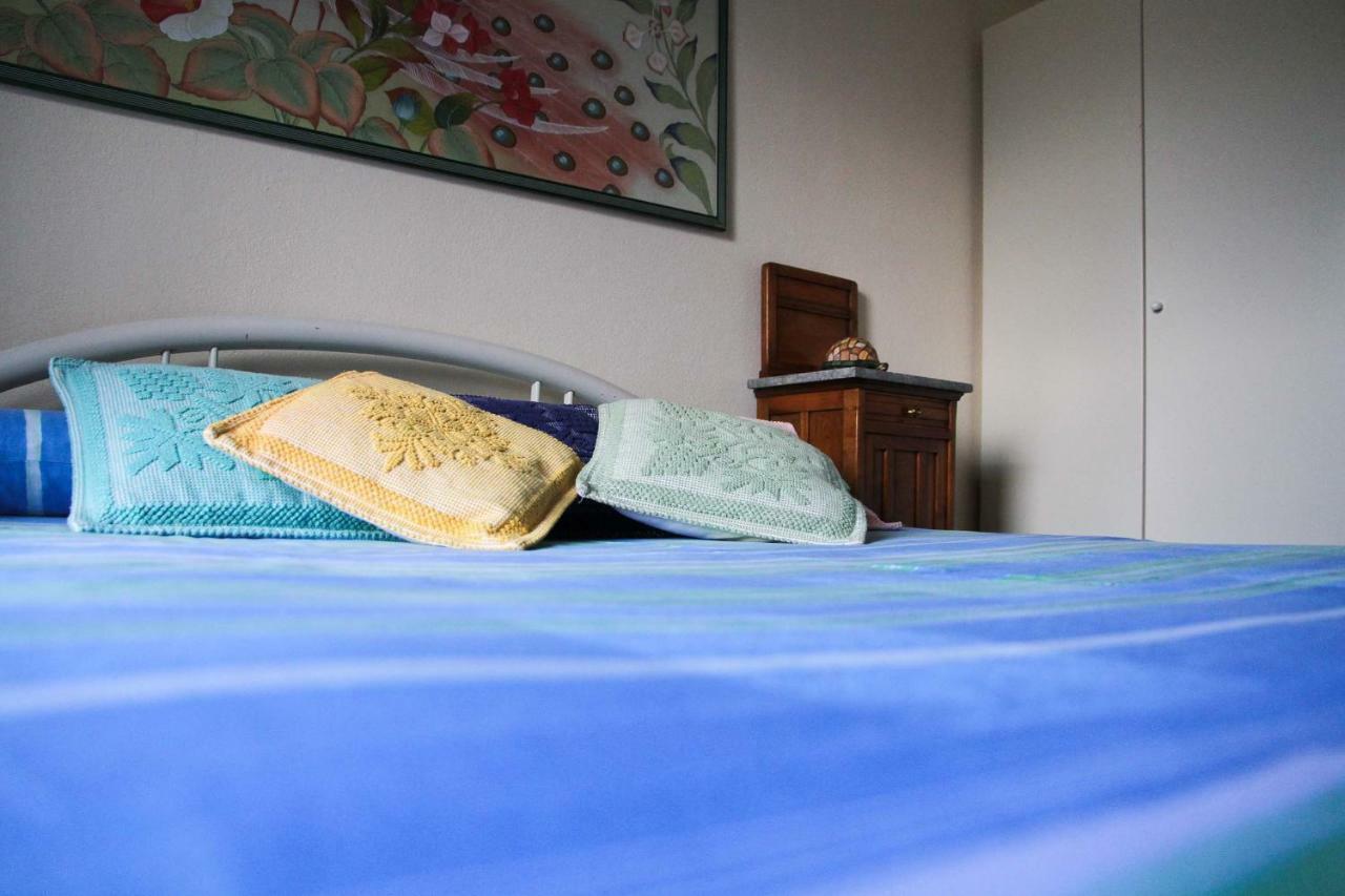 Los Flamingos Bed and Breakfast La Maddalena  Exterior foto
