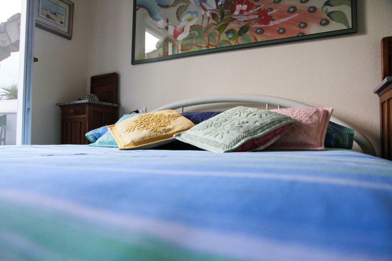 Los Flamingos Bed and Breakfast La Maddalena  Exterior foto