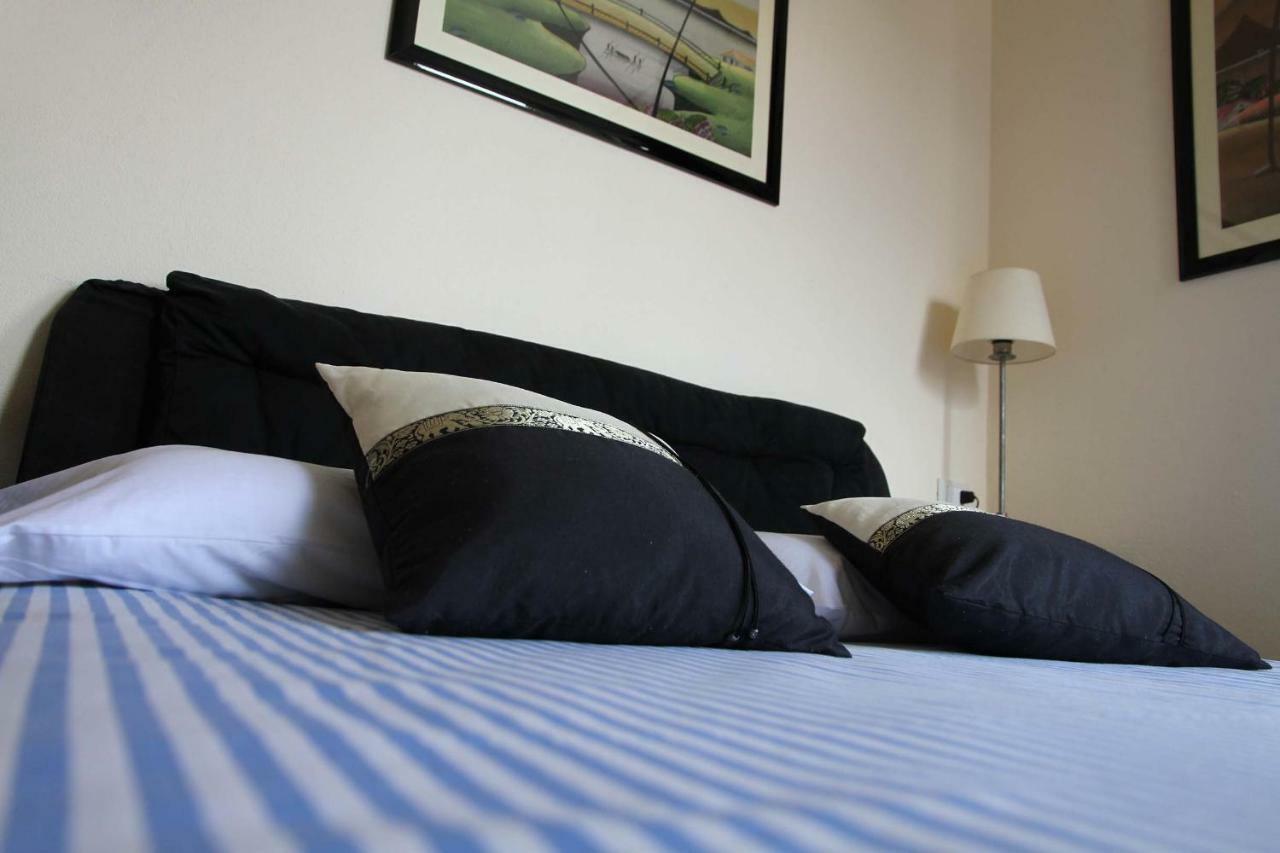 Los Flamingos Bed and Breakfast La Maddalena  Exterior foto