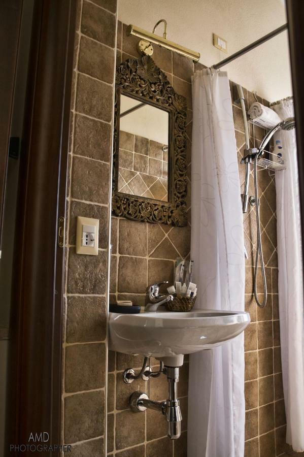 Los Flamingos Bed and Breakfast La Maddalena  Exterior foto