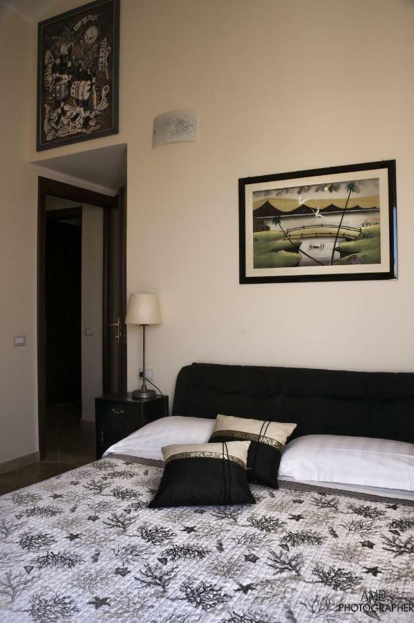 Los Flamingos Bed and Breakfast La Maddalena  Exterior foto